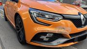 Der Fahrzeuglenker wurde beim Unfall nicht verletzt. Am Fahrzeug entstand Sachschaden. Bild: SHPol