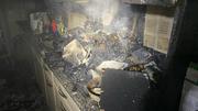 Aus noch unbekannten Gründen geriet die Küche eines Bauernhauses in Altdorf in Brand. Bilder: zVg/Shpol