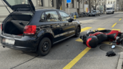 An der Bachstrasse, Höhe Repfergasse, wurde am Donnerstag ein Motorradfahrer bei einem Unfall verletzt. Bild: zvg/Schaffhauser Polizei