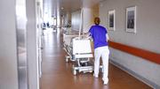 Einblicke in die verschiedenen Stationen des Kantonsspital Schaffhausen, Bild zeigt Bettenstation, am Freitag, 17. Juni, 2022. (Melanie Duchene / Schaffhauser Nachrichten)