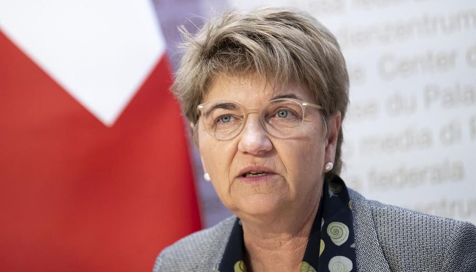 Viola Amherd soll zurücktreten, wenn es nach der SVP geht. Bild: Anthony Anex / Keystone