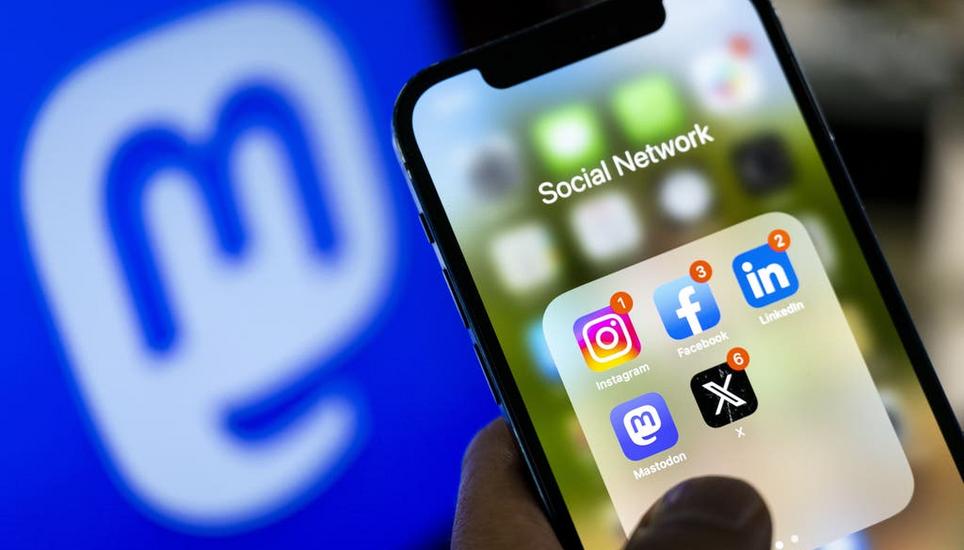 Social-Media-Plattformen werden in der Schweiz rege genutzt. Bild: Keystone