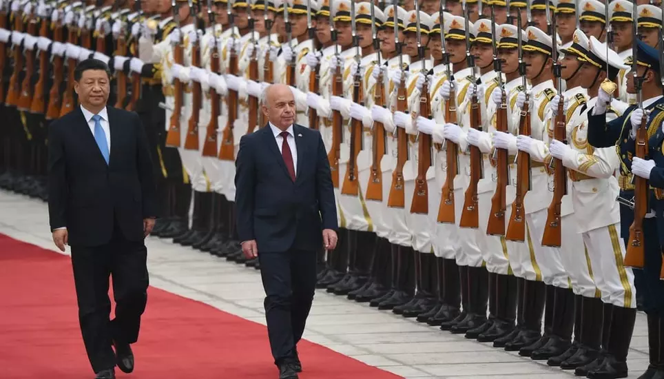 2019 empfing Chinas Machthaber Xi Jinping den damaligen Bundespräsidenten Ueli Maurer in Peking. Bild: AP/Pool Kyodo News