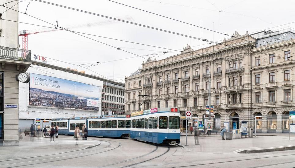 Am Paradplatz dominiert nach der CS-Übernahme die UBS das Geschehen. ©Andrea Zahler / CH Media Andrea Zahler
