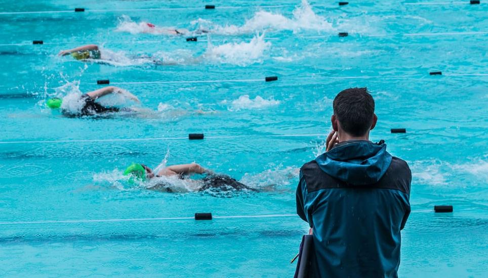 Ein Schwimmtrainer hat seine Junioren herabwürdigend behandelt. Symbolbild: Imago