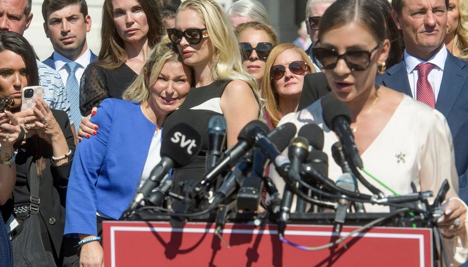 Marina Lacerda sprach am 3. September vor den Medien in Washington. Bild: AP Photo/Rod Lamkey