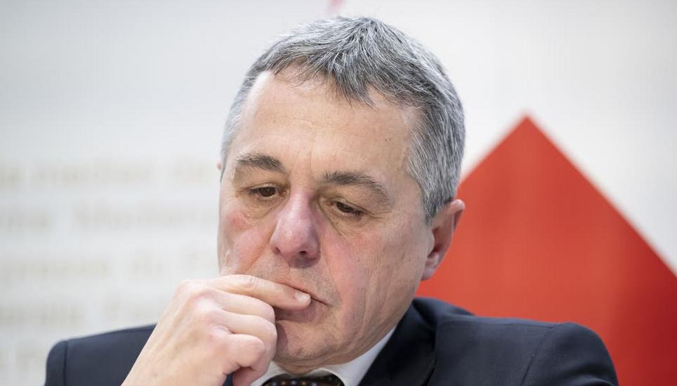 Mit dem Rücktritt von Viola Amherd steigt der Druck auf FDP-Aussenminister Ignazio Cassis. Bild: Keystone