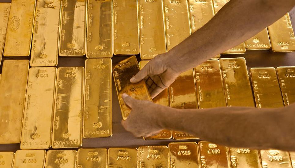 Goldbarren, wie hier in der Zürcher Kantonalbank: Nach der Wahl von Donald Trump ein gefragtes Gut. Bild: Martin Ruetschi/Keystone