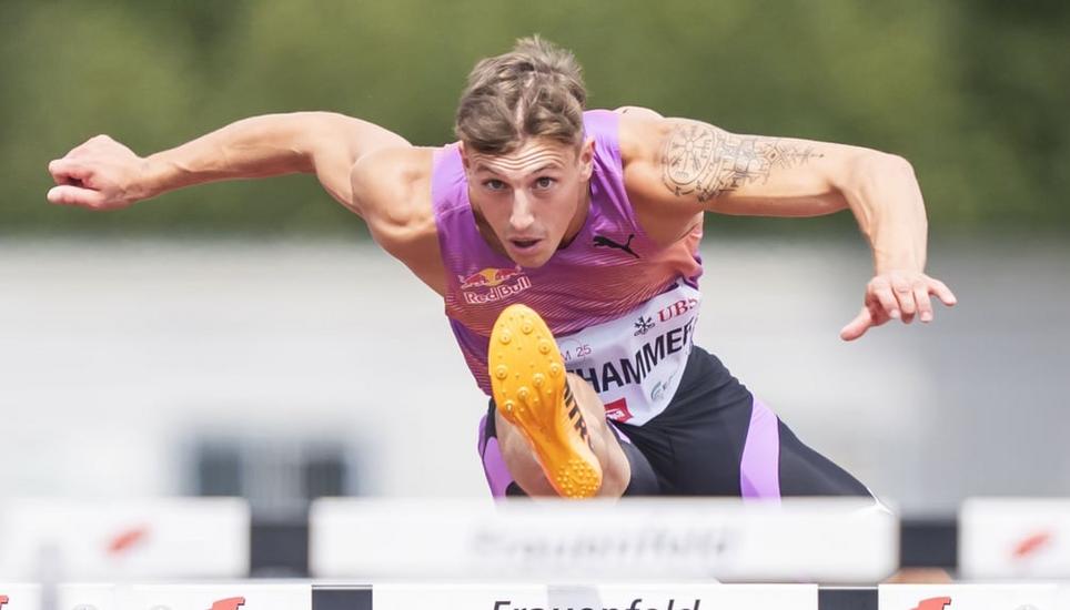 Simon Ehammer voll fokussiert zu Silber über 110 m Hürden. Til Buergy / KEYSTONE