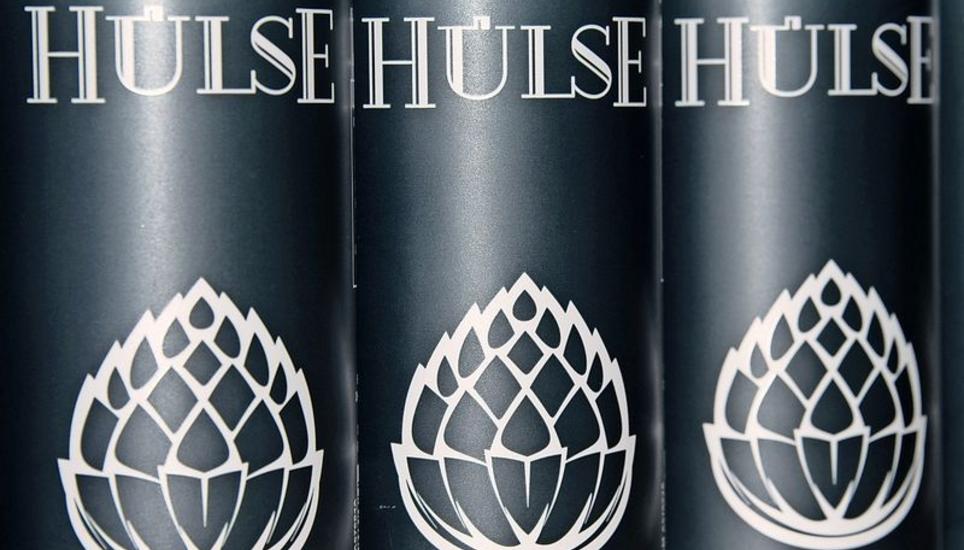 «Hülse», das neue Falken-Bier, wurde von Studierenden entworfen. Bild: Jeannette Vogel