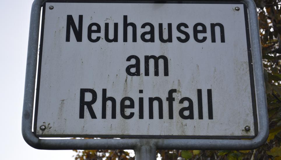 Sieht der Neuhauser Gemeinderat Handlungsbedarf? Das will Einwohnerrat Marco Torsello (FDP) wissen.