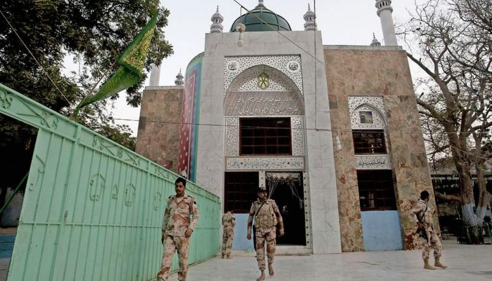 In diesem religiösen Zentrum in Pakistan tötete ein Selbstmordattentäter am Samstag mehr als 50 Menschen und verletzte über 100 weitere. Bild: Key