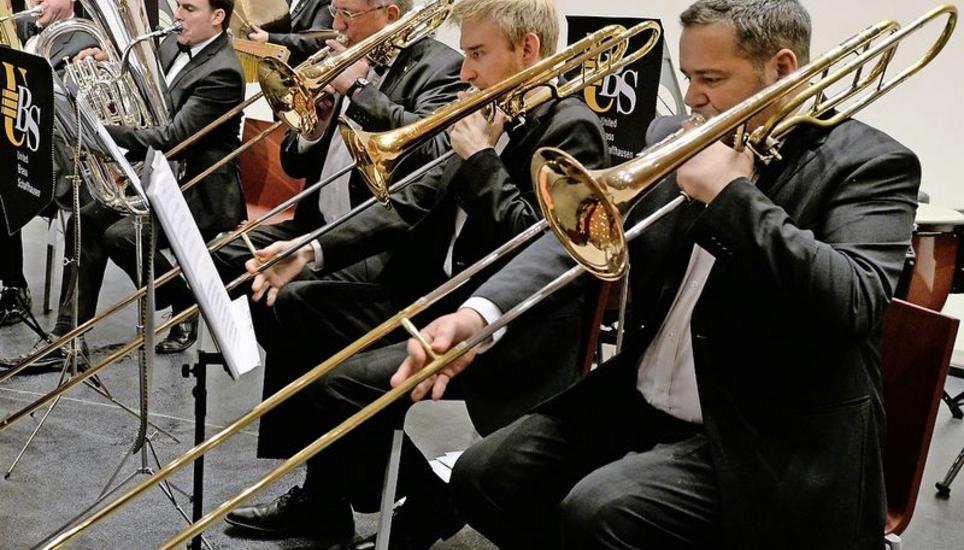 «Happy Trombones» – eine Glanznummer der drei Posaunisten Hansruedi Surbeck, Philipp Wehrli und Georges Riediker. Bild: Selwyn Hoffmann