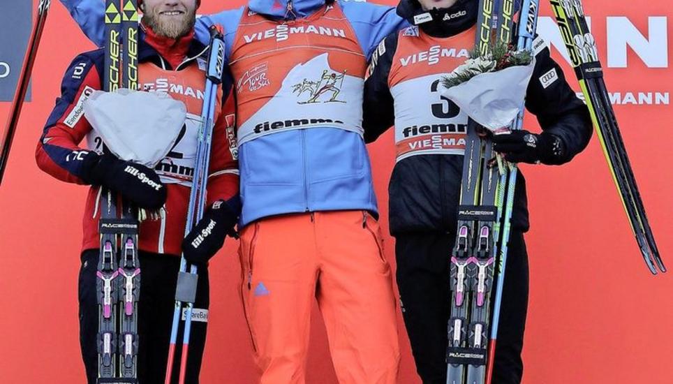 Die Besten der Tour de Ski (von links): der Norweger Martin Johnsrud Sundby (2.), Sieger Sergei Ustjugow (Russland) und der Schweizer Dario Cologna (3.). Bild: Key