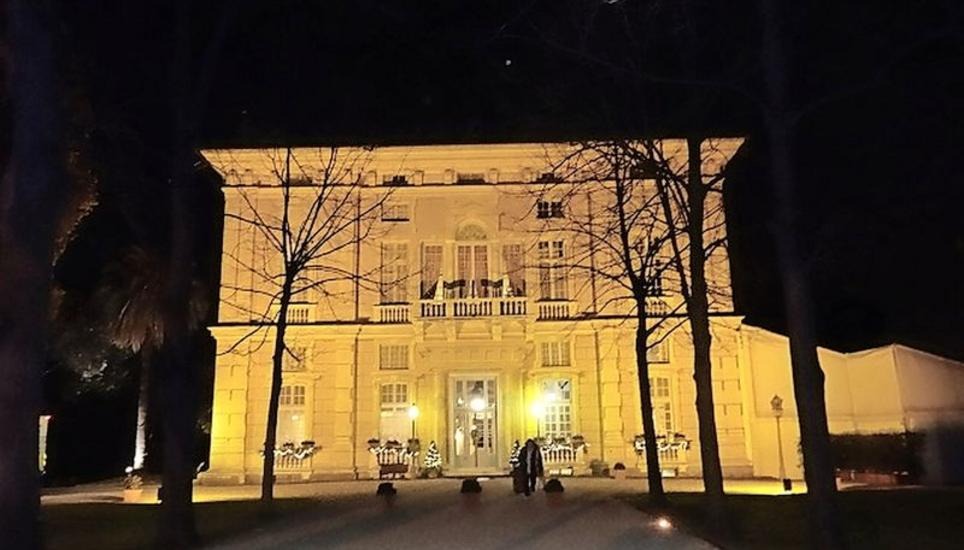 In der Villa Lo Zorbino wurde uns ein Klavierkonzert, brillant gespielt von Bruno Camino, geboten.