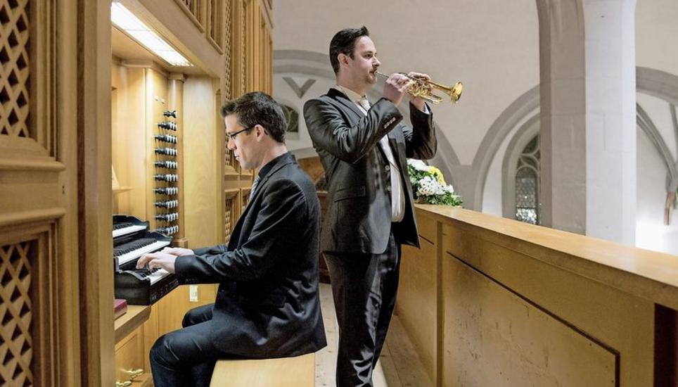 Frédéric Champion (Orgel) und Gábor Boldoczki (Trompete) im St. Johann. Bild: Evelyn Kutschera