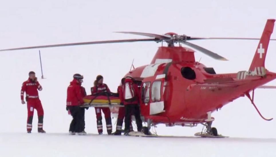 Musste gestern mit dem Helikopter abtransportiert werden: Die Schweizer Skirennfahrerin Lara Gut.