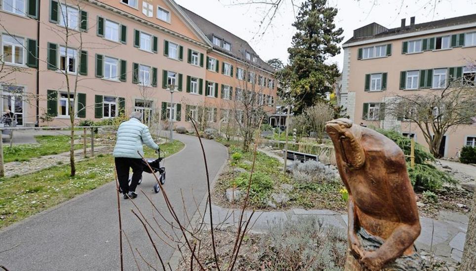Erneut ist es im Alterszentrum Kirchhofplatz zu Diebstählen gekommen. Bei der Staatsanwaltschaft ist nun ein Verfahren gegen eine Lernende hängig. Bild: Selwyn Hoffmann