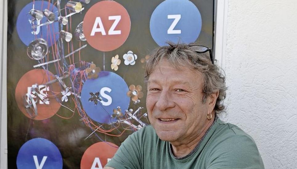 Der Schaffhauser Künstler Werner Knöpfel hat für das 28. Schaffhauser Jazzfestival gemeinsam mit Fotograf Andrin Winteler das Plakat gestaltet. Bild: Selwyn Hoffmann