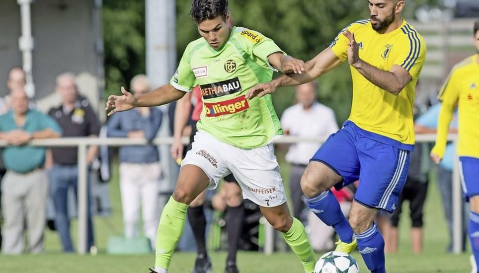 Luca Tranquilli (links) gelangen im Spiel gegen Singen zwei Tore. Bild: Roger Albrecht