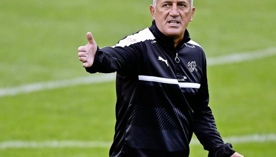 Sagt, wo es langgeht: Nationalcoach Vladimir Petkovic hat alles im Griff. Bild: Key