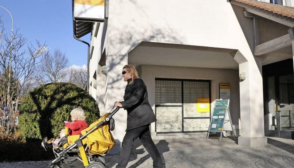 Gemäss der Post laufen ihr die Kunden davon. Das sehen die Marthaler anders. Bild: Mark Gasser