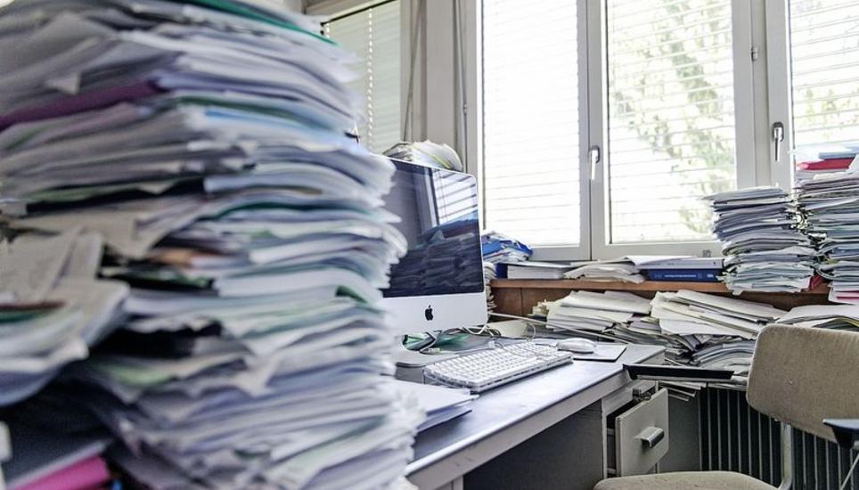 Über ein Drittel der Erwachsenen in der Schweiz haben Stress durch die Arbeit. Bild: Key