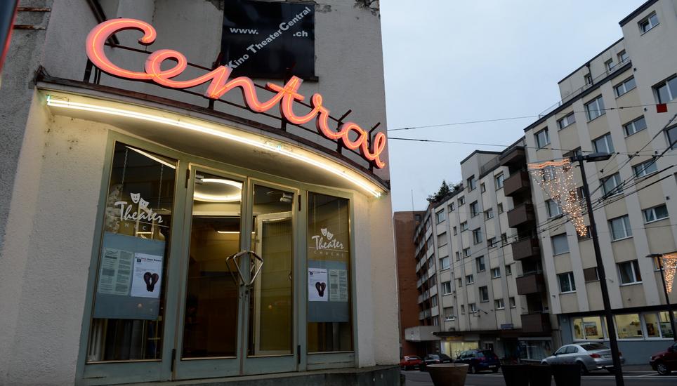 Im Kino-Theater Central in Neuhausen gibt es vorläufig keine Vorstellung. Bild: Selwyn Hoffmann