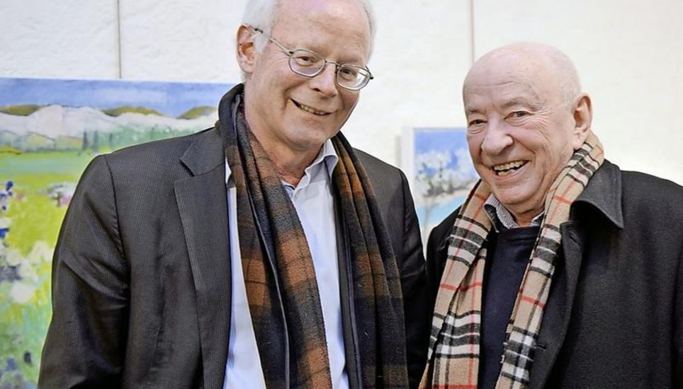 Peter Dörig brachte einen «Dreizeiler» zu Ehren des Malers, und Ex-Regierungsrat Reto Dubach hielt spontan die Laudatio.