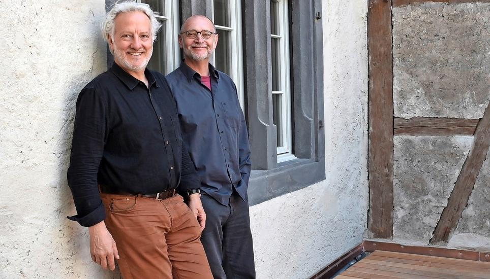 Für Leo Graf und Felix Graf ist der «Weisse Adler» nicht nur ein Sanierungs-, sondern auch ein Herzensprojekt. Bilder: Darina Schweizer