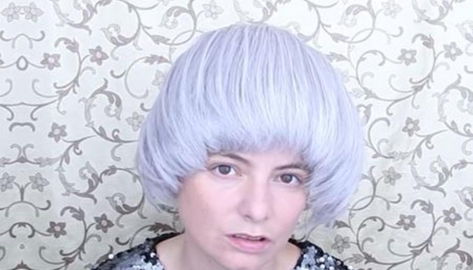 Sarah Hugentobler erhält 25'000 Franken, als eine von sechs Kunstschaffenden aus den Sparten Bildende Kunst, Theater und Musik. Bild: RM