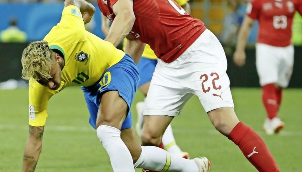 Der 26-jährige Fabian Schär lässt sich auch von Weltstars wie Neymar nicht aus dem Konzept bringen. Bild: Key