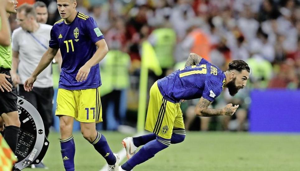 Der Schwede Jimmy Durmaz (mit Bart) wird aktuell auf das Übelste beschimpft. Bild: KEY