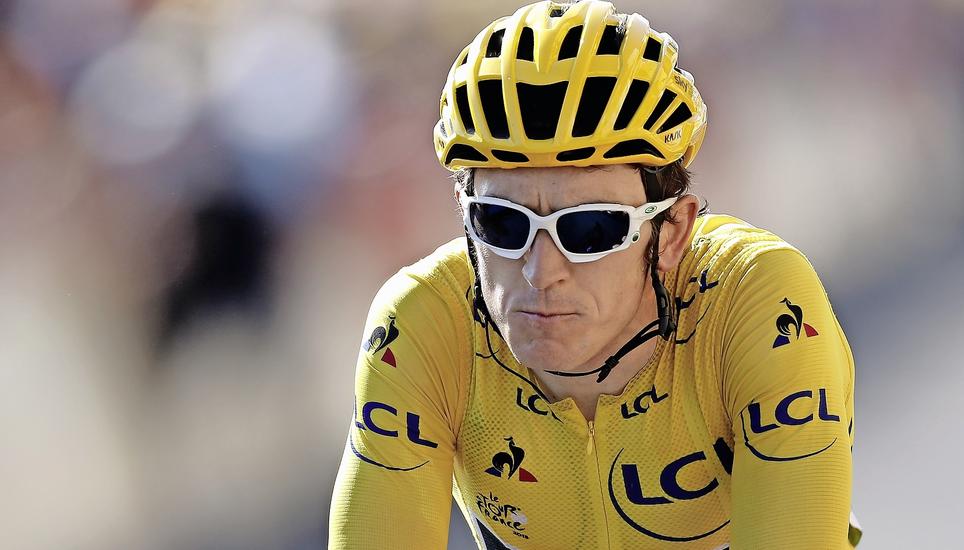 Geraint Thomas fühlt sich sichtlich wohl im gelben Leadertrikot. Bild: Key