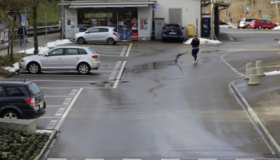 Die Mittagszeit ist die einzige Ruhephase am Bahnhof Andelfingen. Bild: Stefan Salzmann