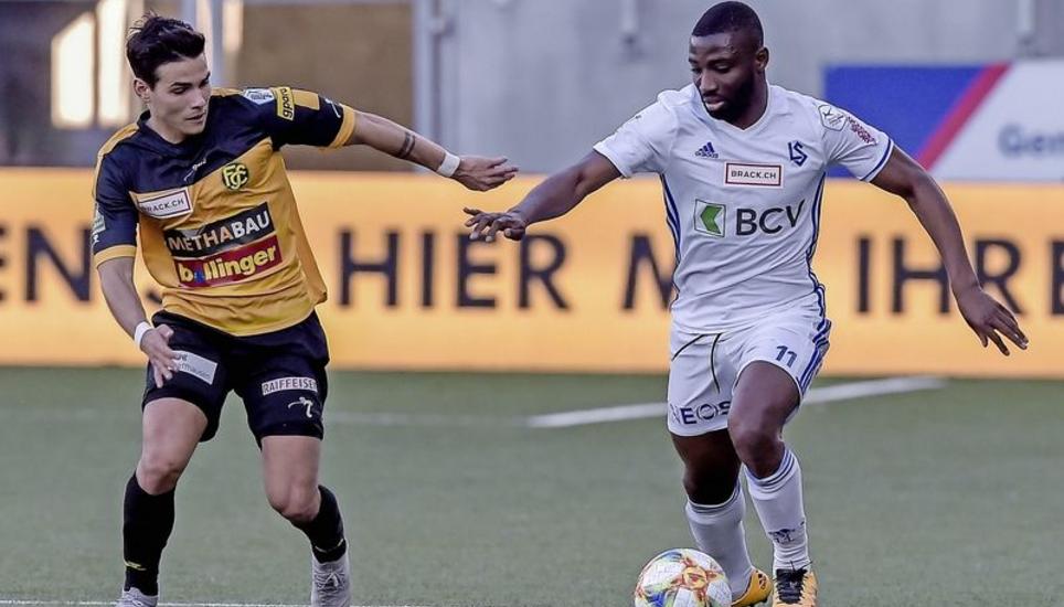 Der grosse Unterschied: Während Luca Tranquilli (l.) die einzige Grosschance des FCS vergab, schoss Lausanne-Stürmer Anthony Koura seine Farben in Front. Bild: R. Albrecht