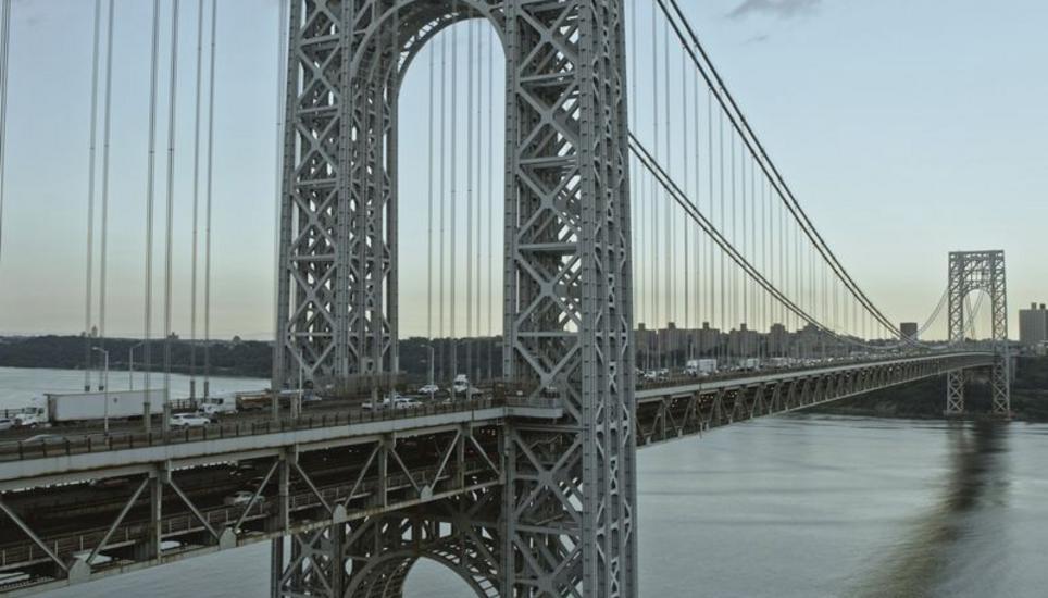 Aus Geldmangel wurden die Pylone der George-Washington-Brücke nicht verkleidet. Für den Schweizer Architekten Le Corbusier war sie die «schönsten Brücke der Welt».