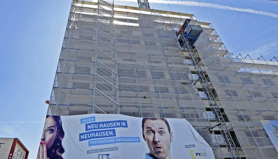 Im Parterre des zwölfstöckigen Posthof Süd will das Kantonsspital seine Radiologieabteilung einmieten. Bild: Selwyn Hoffmann