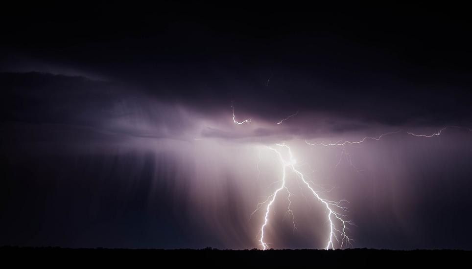 Schon morgen Freitag könnte es in der Region gewittern. Symbolbild: Pixabay