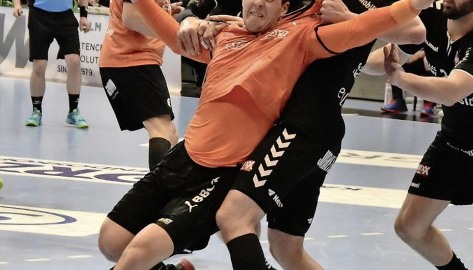 Das macht Spass: Jonas Schopper (mit Ball) in seinem Element. Bild: Philipp Hagen