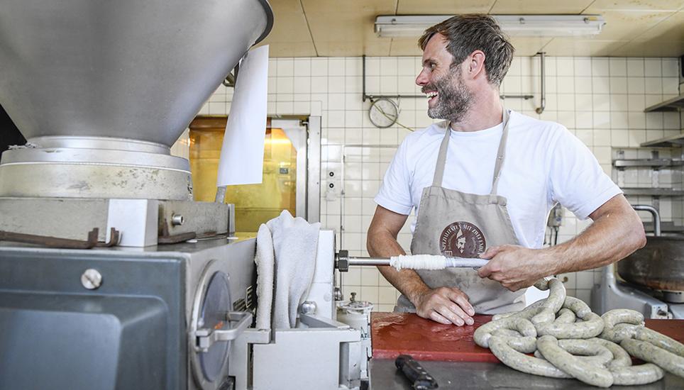 Mit Humor – so möchte Markus Bühler seine Produkte verkaufen. Bild: Melanie Duchene