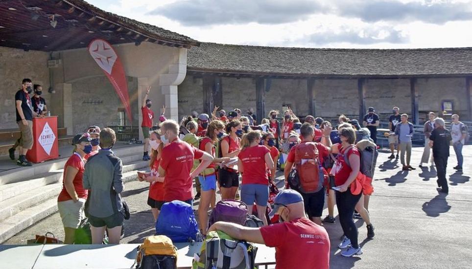 Die Teams bereiten sich auf den Countdown vor. Bild: Selina Battaglia