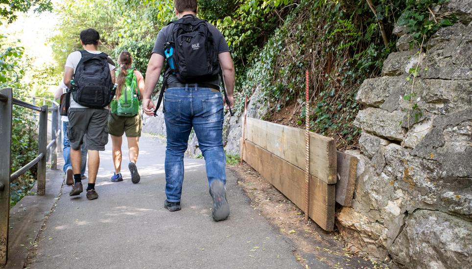Tausende Besucher gehen jeden Tag über diesen Weg. Bild: Roberta Fele