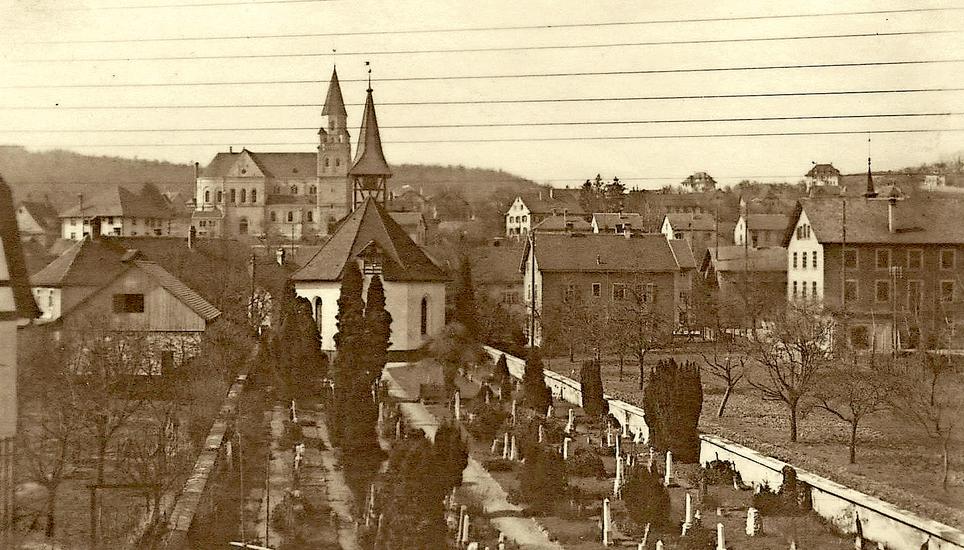 Im Jahre 1924 fotografierte Otto Beutel den Friedhof und die reformierte Kirche. Bild: zVg