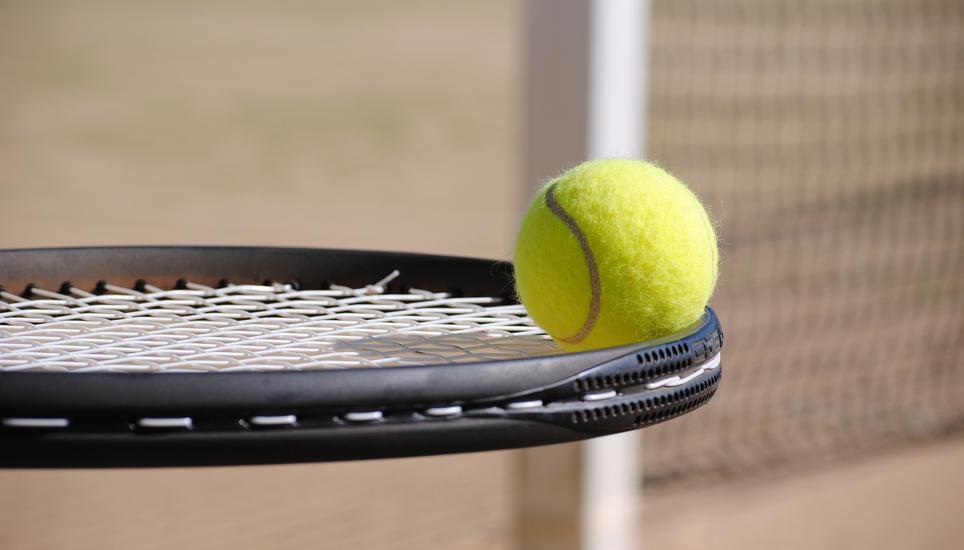 Das Projekt ist in der Tennishalle Längenberg geplant. Bild: Pixabay