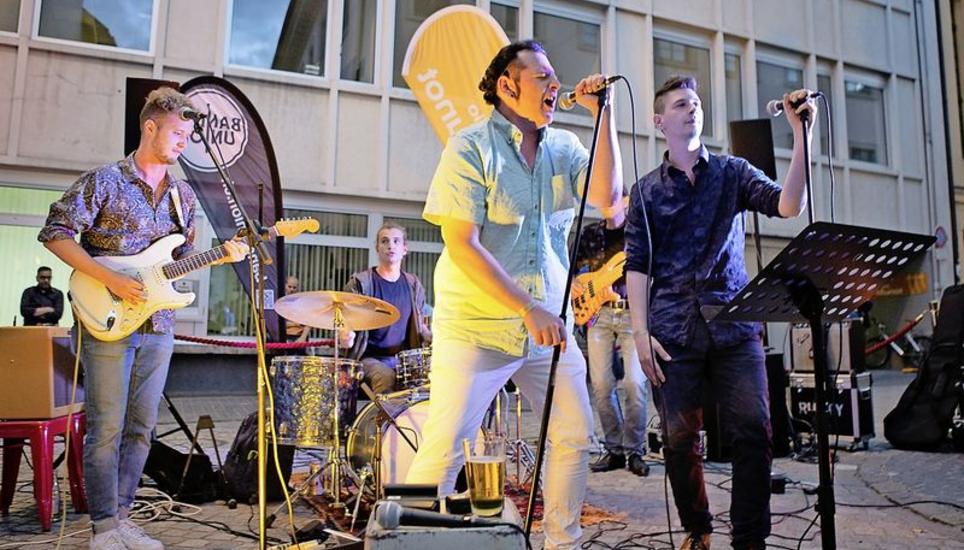 Mr. Mojo und seine Band hatten den Rock‘n‘Roll im Blut. Bild: Philipp Schmanau