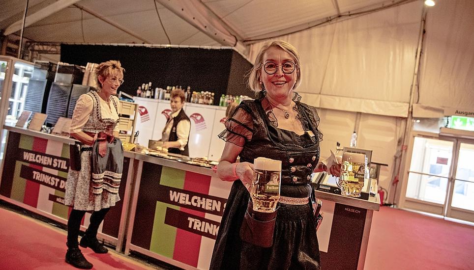 Sorgt für Durstlöscher: Das Messerestaurant in Halle 3. Bild: Roberta Fele
