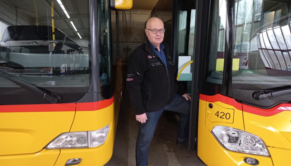 Die Firma wird weiterhin für Postauto unterwegs und im Reisecar-Geschäft tätig sein. Bild: Radio Munot