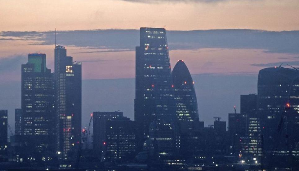 Auch in London wird über die Abschaffung der Stempelsteuer geredet. Bild: Key