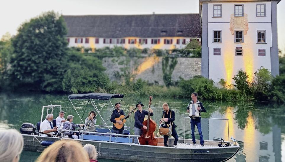 Prekmurski Kavbojci swingte auf dem Rhein. Bilder: Indrani Das Schmid
